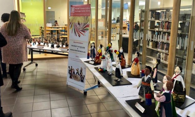 랭리시와 함께하는 도자기, 한지공예전시회