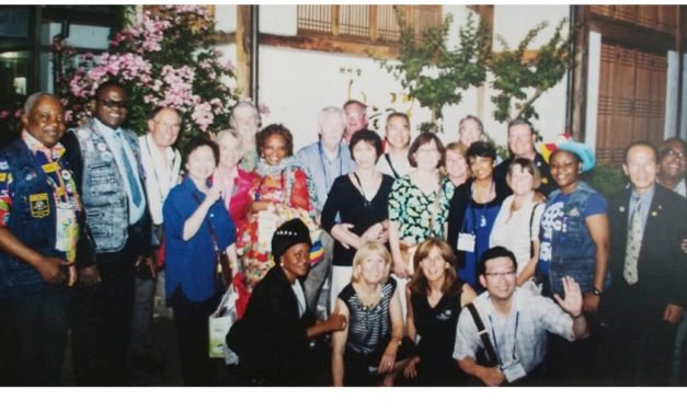 태극기가 한국사람인 나 영승이를 알아보는가?