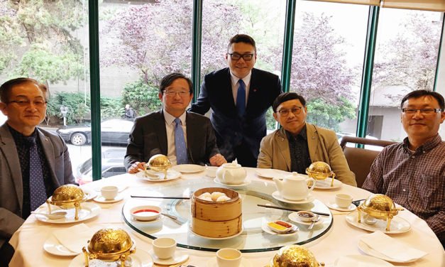 정총영사 재향군인회에  6.25 70주년 행사 진행 감사 전해