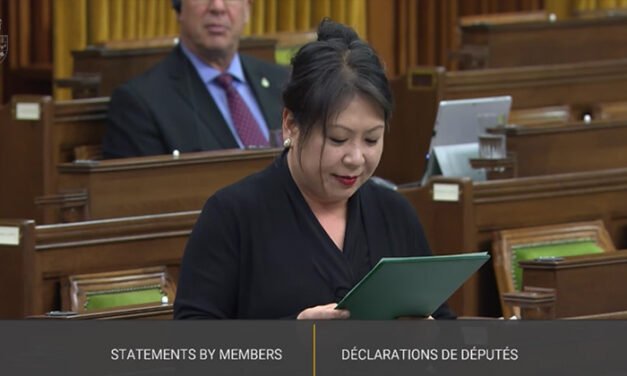 넬리 신 의원, 트루도 총리에 사과 요구