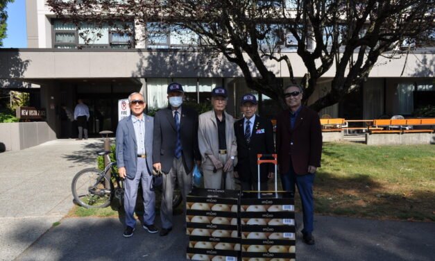 민주평통 유공자회에 추석 선물 전달