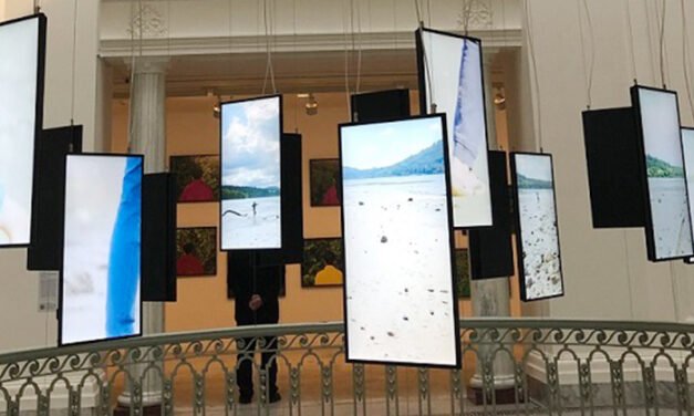 밴쿠버 아트갤러리 가을 전시회  “Jin-me Yoon : About Time” 개막식 열려