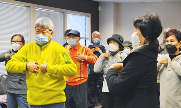 “두충차, 홍화씨, 접골목 차 뼈에 도움”