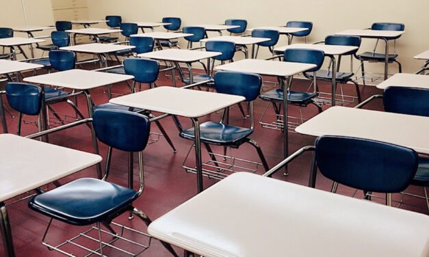 밴쿠버 교육청, 고등학교에 경찰배치 재도입