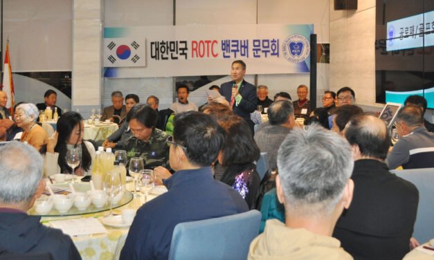 “선배에게 존경을 후배에게 사랑을 동기에게 우정을”