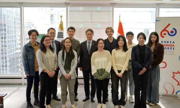 한-캐 수교 60주년 기념  동영상 공모전 시상식 개최