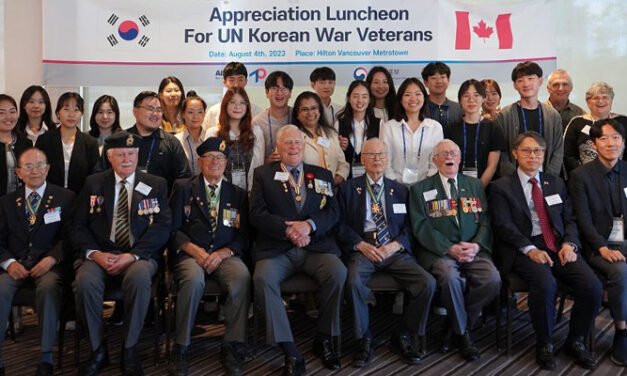 월드콩그레스 행사…. 평화의 사도 헌화 및 오찬 진행