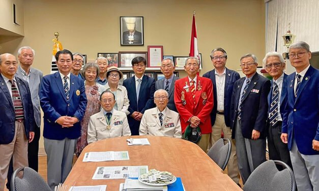 유공자회 김성훈 영사에게 감사패 수여